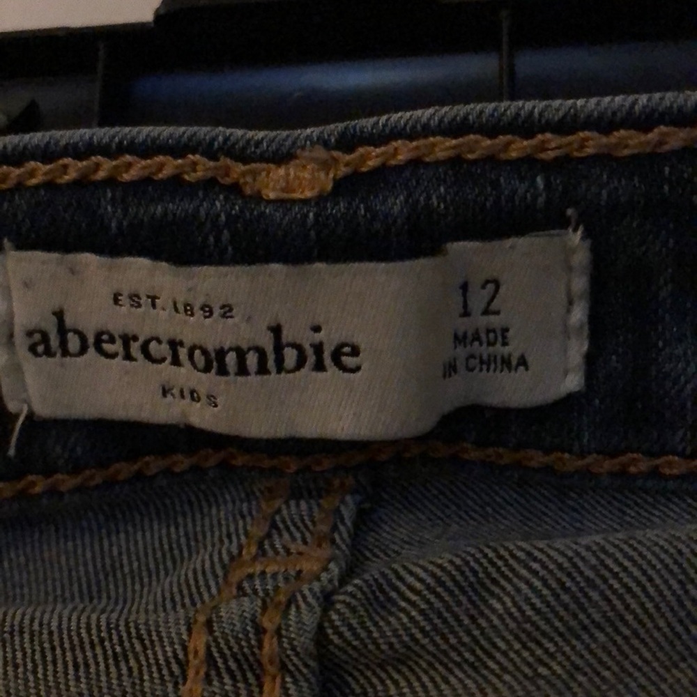 Jeans - Picture 3 of 3